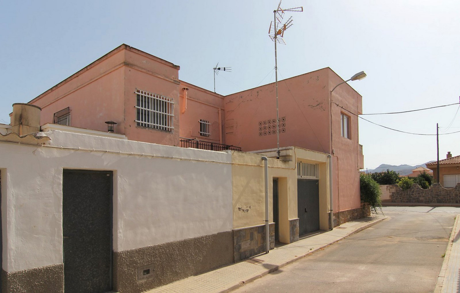 BLNS HOUSE Image